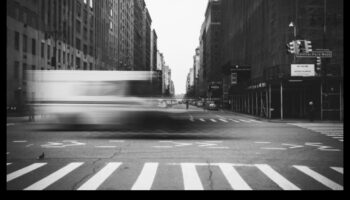 Orașul în mișcare: captarea fluxului de activități urbane